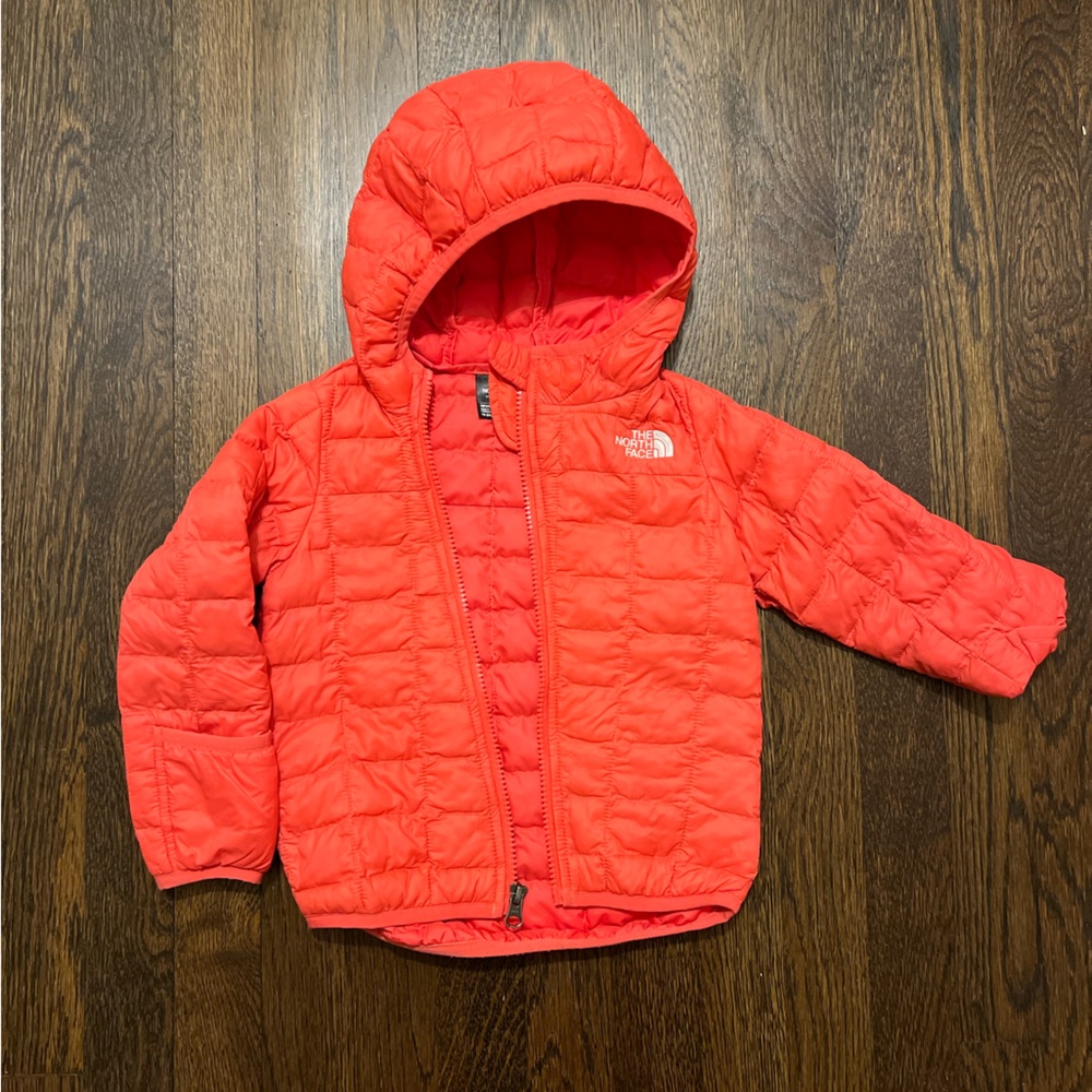 Orangey-Pink NorthFace Thermoball jacket 18-24 months